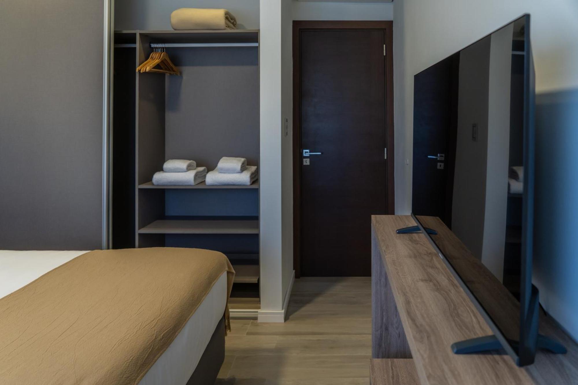 Espacio Terra Apartamentos Junín Esterno foto